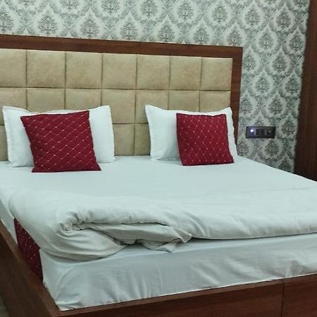 The Singhasan Nd Saffron Hotel Jind エクステリア 写真