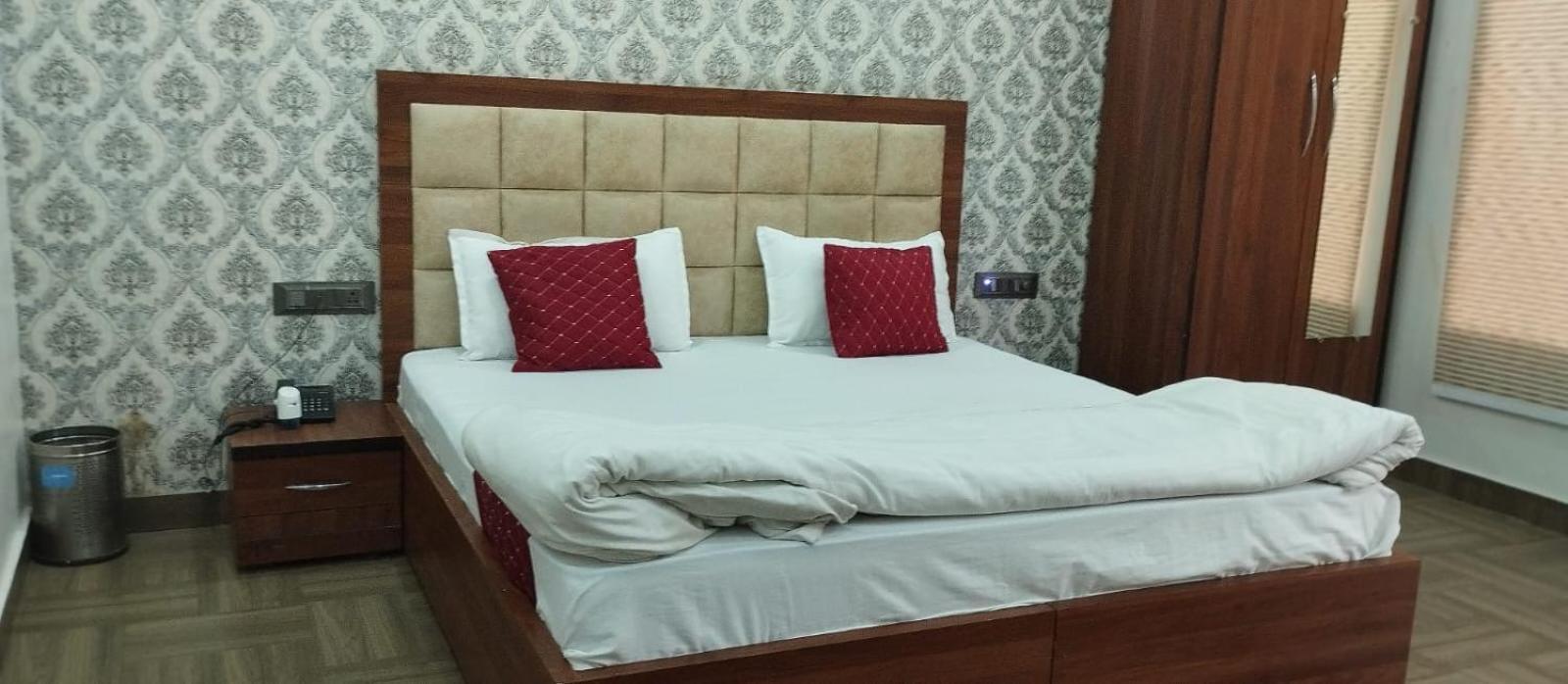 The Singhasan Nd Saffron Hotel Jind エクステリア 写真